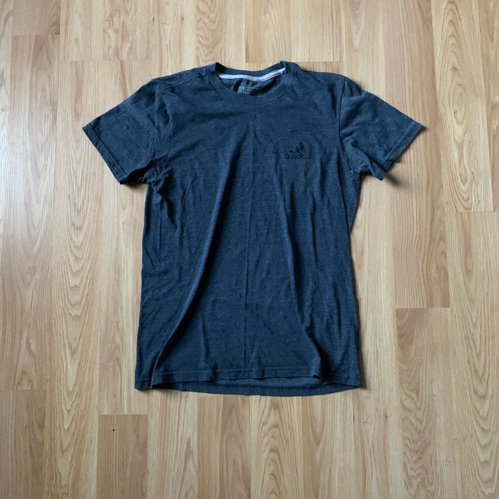 Adidas t-shirt